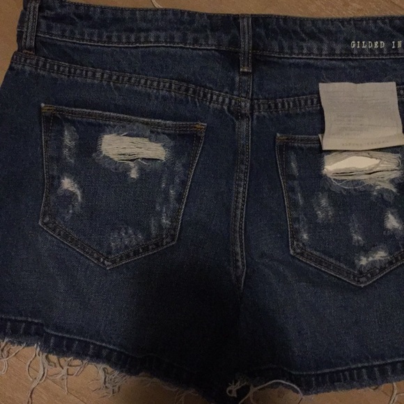 High Rise Shorts - Picture 3 of 4